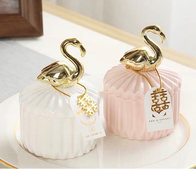 Hũ sứ đựng các loại hạt , gia vị , bánh mứt kẹo