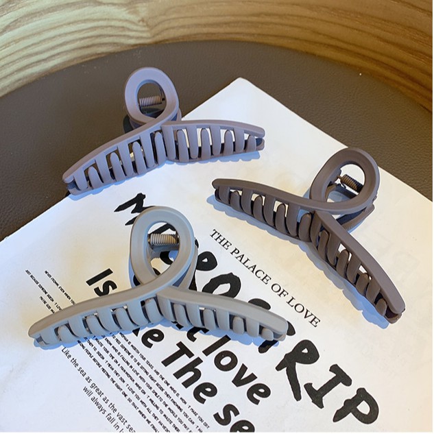 Kẹp tóc thời trang đơn giản dành cho nữ