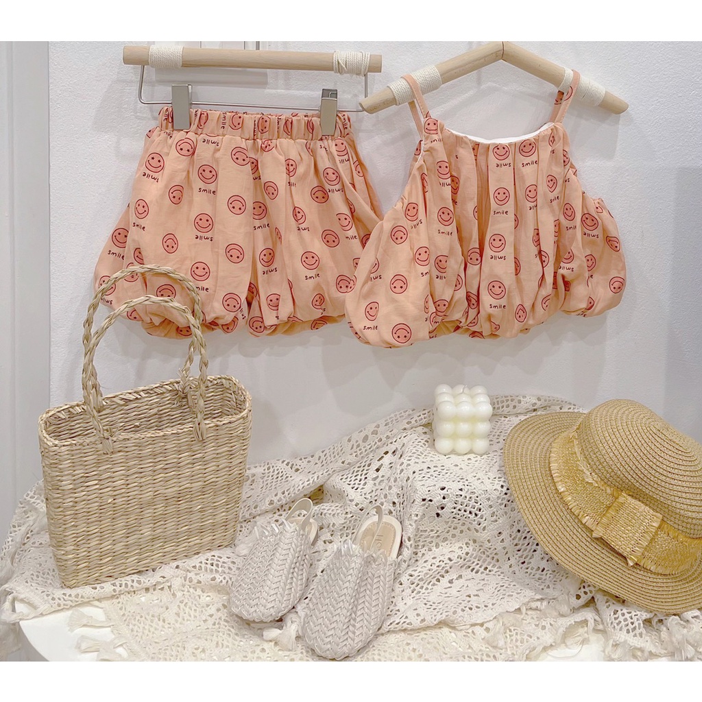 Bộ bé gái 2 dây chát đũi hình mặt cười 3 mầu Hồng, Xanh và Vàng XHN948