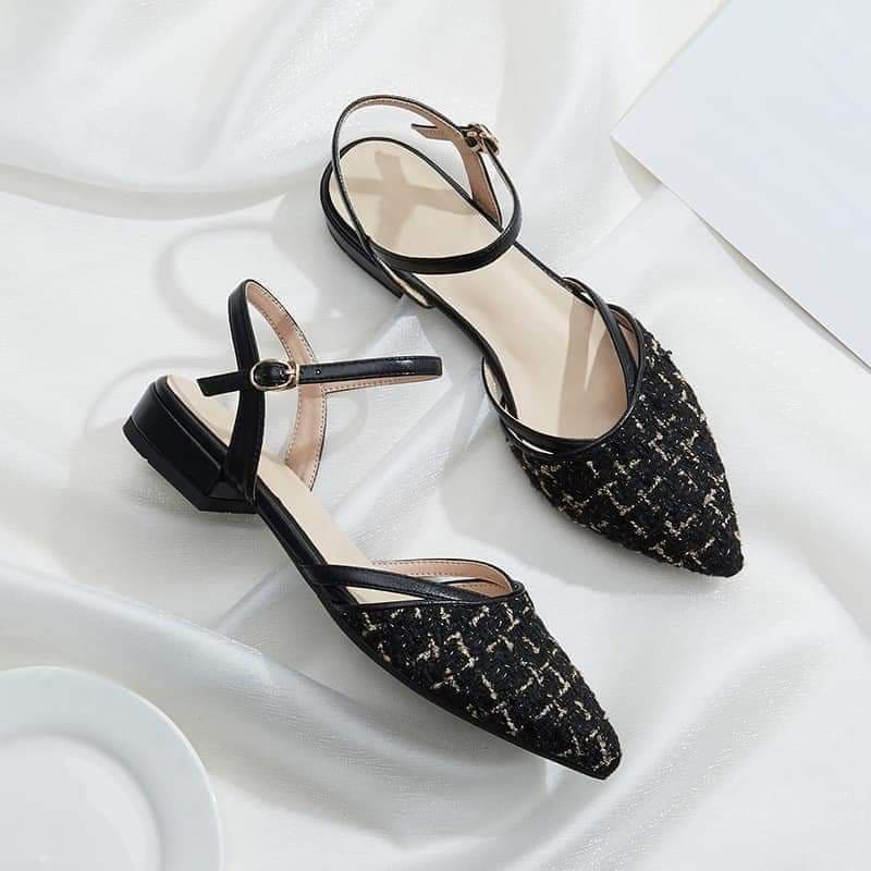 Sandal nữ đế bệt bít mũi | BigBuy360 - bigbuy360.vn