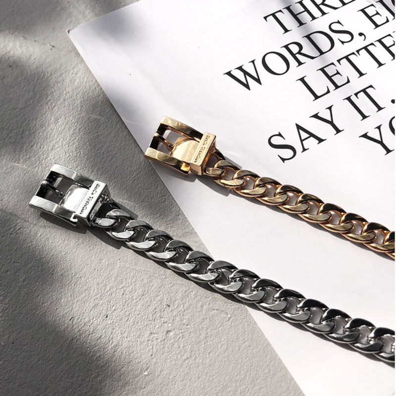 Vòng Tay Thời Trang Phong Cách Đường Phố Cá Tính