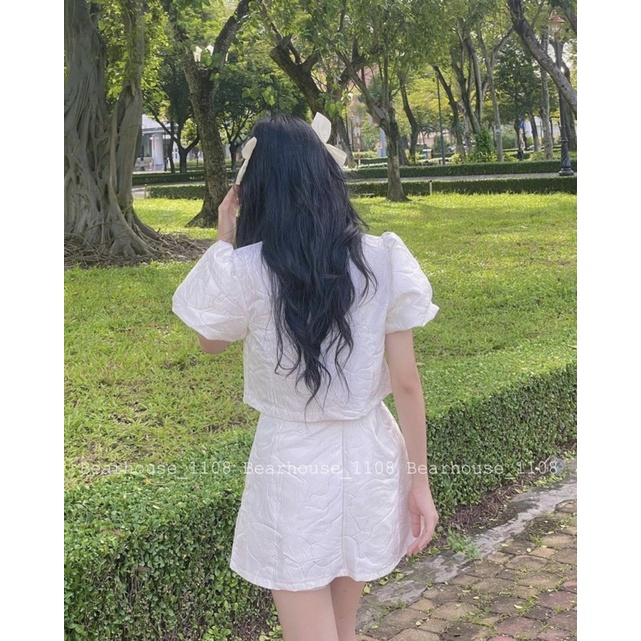 SET - ĐẦM TIỂU THƯ NƠ NGỰC
