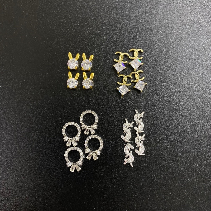 Charm hình giá rẻ siêu sáng