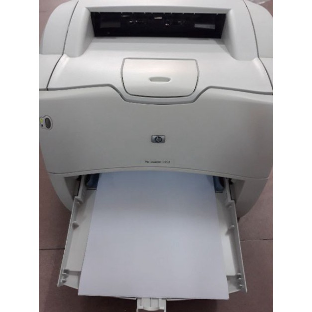 Máy in hp laserjet 1200. Hp 1300. Cũ .vẫn còn nguyên bản mới 90%. Dòng máy đời đầu siêu bền