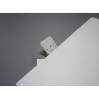 Bản lề nhựa 20x36mm