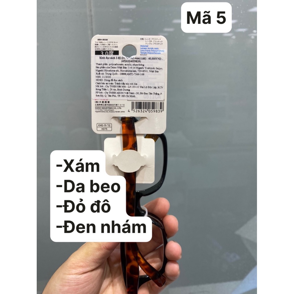 Daiso Kính lão đọc sách gọng nhựa tròng lớn 3.0
