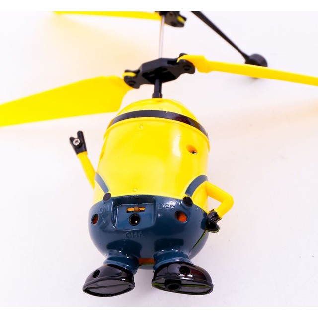 Đồ chơi máy bay trực thăng Minion cảm ứng cho bé mẫu mã đẹp mắt
