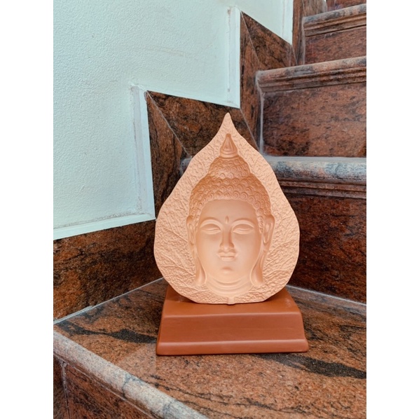 Tượng Phật Thích Ca mâu ni 3D bằng Gốm trên lá bồ đề