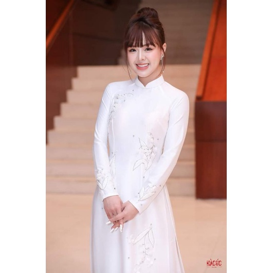 Áo dài trắng cao cấp, sang trọng
