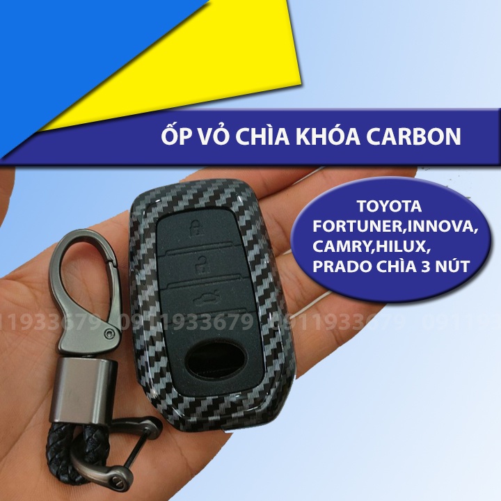 🔥HCM-Ốp chìa khóa cacbon Toyota Camry, Fortuner, Camry, Hilux, Prado -bản chìa 3 nút bấm