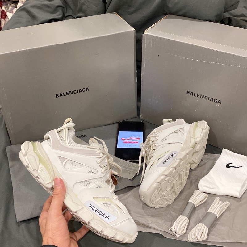 GIÀY BA.’LEN TRACK 3 WHITE LAI AU SC