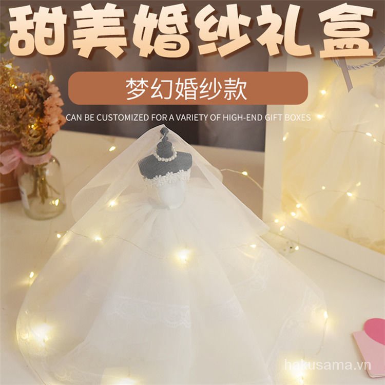 Mô hình cô gái mặc đầm cưới 18Adulthood Celebration-Year-Old sáng tạo làm quà tặng sinh nhật cho bạn gái