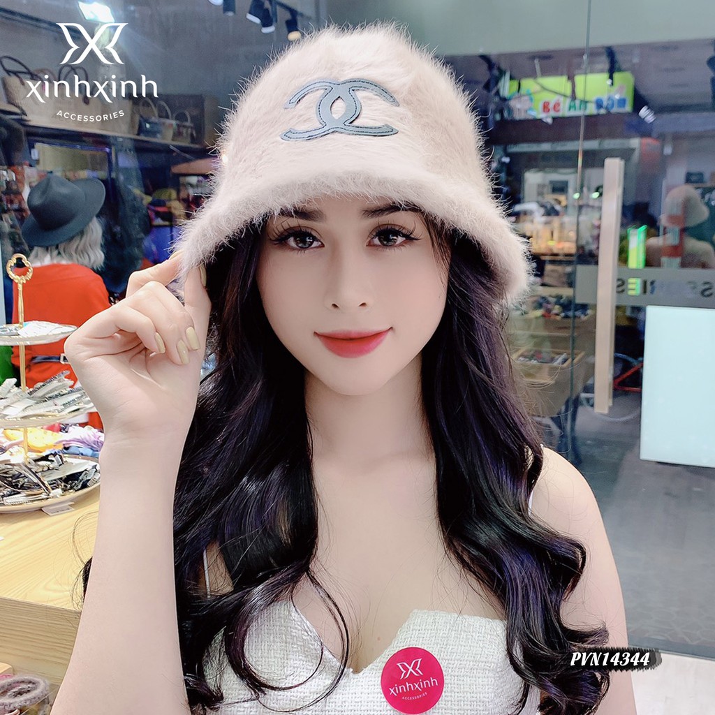 Mũ lông, nón nữ vành tròn đính chữ C lồng bằng da cao cấp - Xinh Xinh Accessories