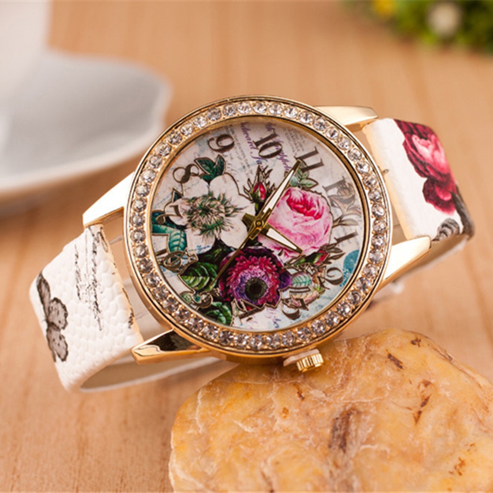 Đồng Hồ Nữ Mặt Tròn Đính Đá Hình Hoa Với Dây Đeo Giả Da