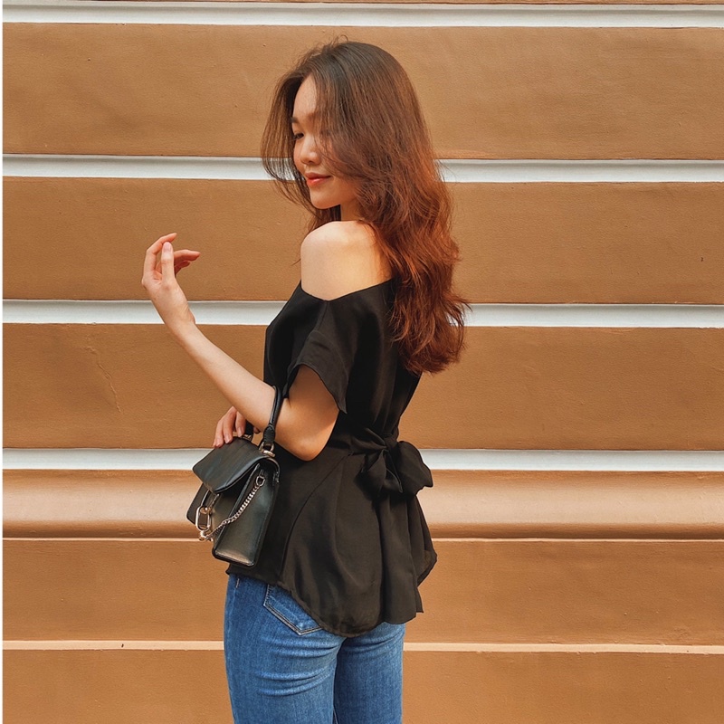Áo lệch vai kiểu nữ Hàn Quốc đẹp LUCETFASHION trắng đen, Shouder Off Shirt