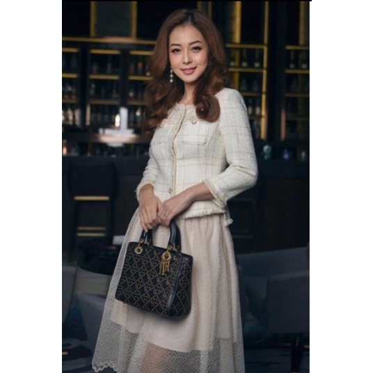 Elise newtag chân váy ren be mới nguyên tag L/Xl