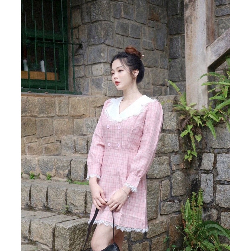 ĐẦM CARO THIẾT KẾ CỔ SEN PHỐI REN TRẺ TRUNG