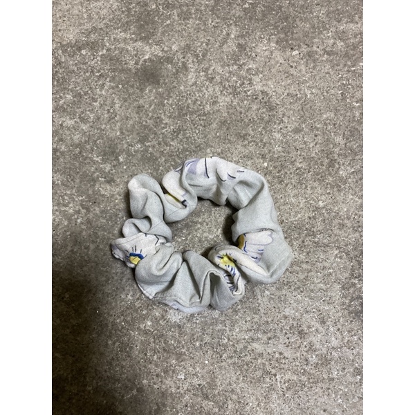 Áo babydoll  và dây buộc tóc