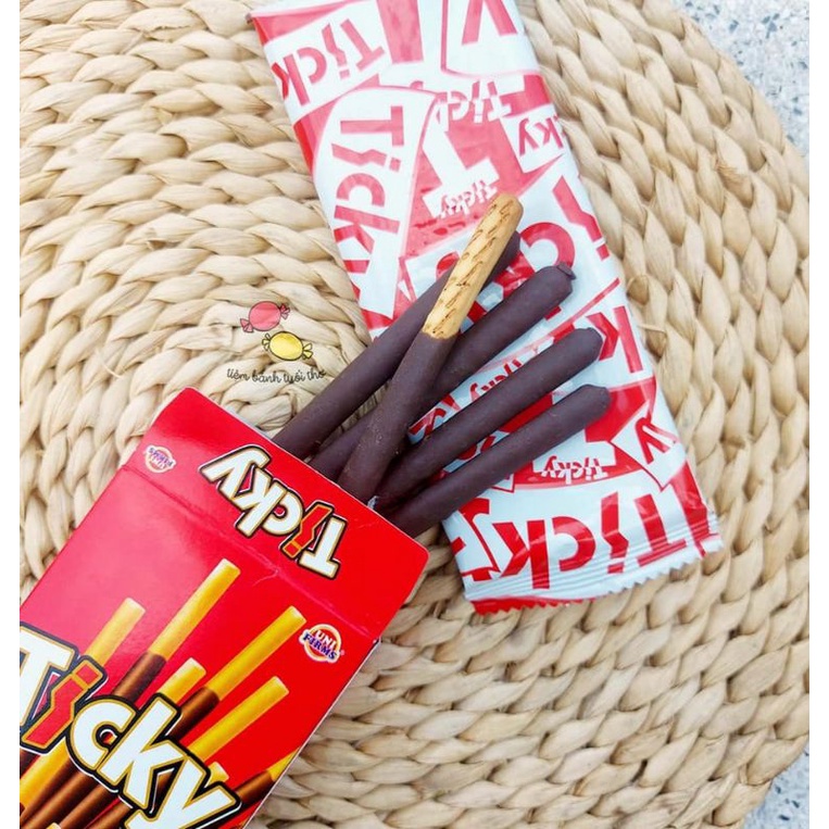 lốc bánh que ticky thái lan