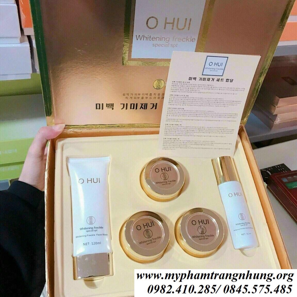 BỘ MỸ PHẨM OHUI WHITENING FRECKLE