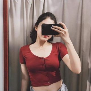 Áo Croptop Cúc Thật