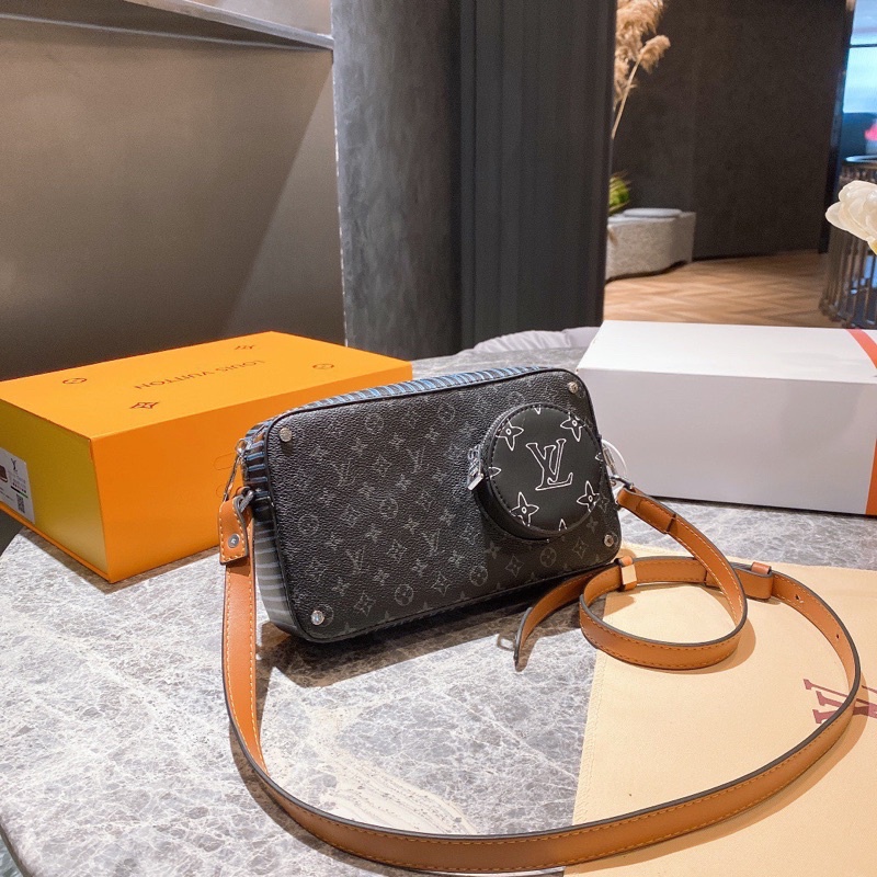 Túi đeo chéo lv cho nam