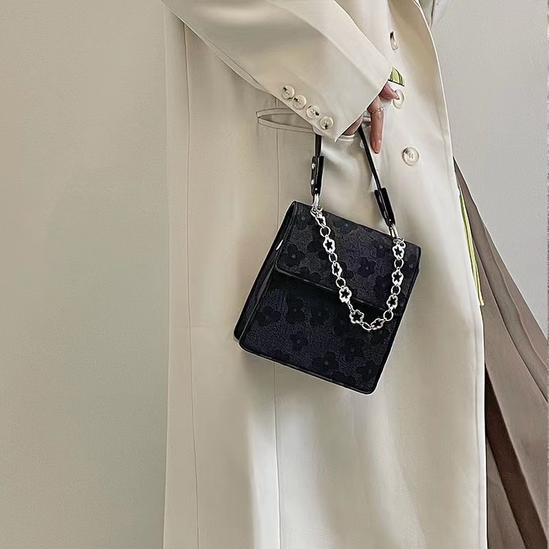 Túi hộp đeo chéo dây xích túi xách nữ đẹp túi tote vintage hoa nhỏ hàn quốc