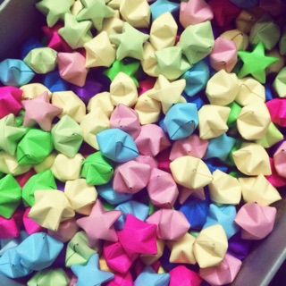 500 sao giấy xếp sẵn