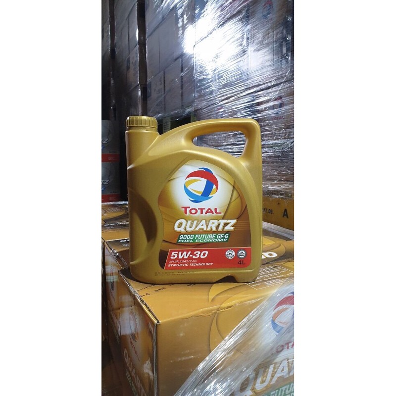 Dầu nhớt oto  ToTal Quart 9000-4 lít