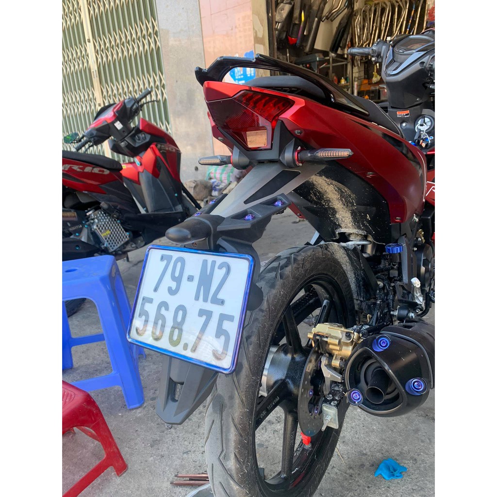 Dè biển số Malay cho EX150i