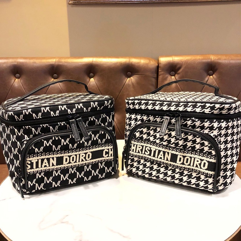 Túi Đựng Mỹ Phẩm Cỡ Lớn In Chữ Đa Năng Chất Lượng Cao