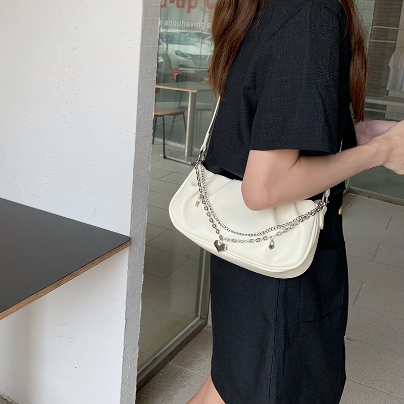 [CÓ SẴN 2 MÀU] TÚI KẸP NÁCH DA MỀM HÌNH ĐÁM MÂY PHỐI DÂY XÍCH GẮN CHARM PHONG CÁCH HÀN QUỐC 12092202