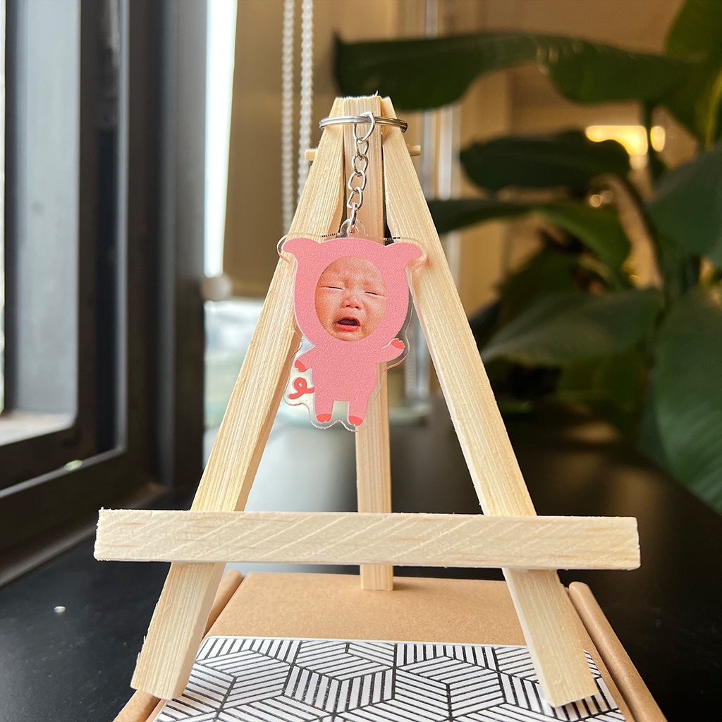 Móc chìa khóa mica cắt hình bé dễ thương và ghép ảnh vào chibi theo yêu cầu