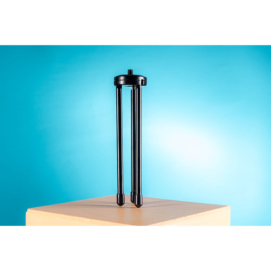 Chân giá đỡ Tripod GH01 có khả năng giữ dựng máy ảnh, điện thoại.