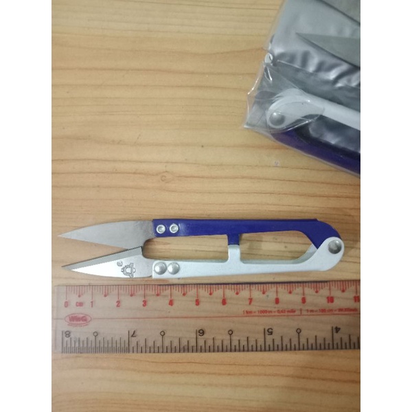 Kéo bấm chỉ loại tốt tay kim loại 2 màu xanh và trắng