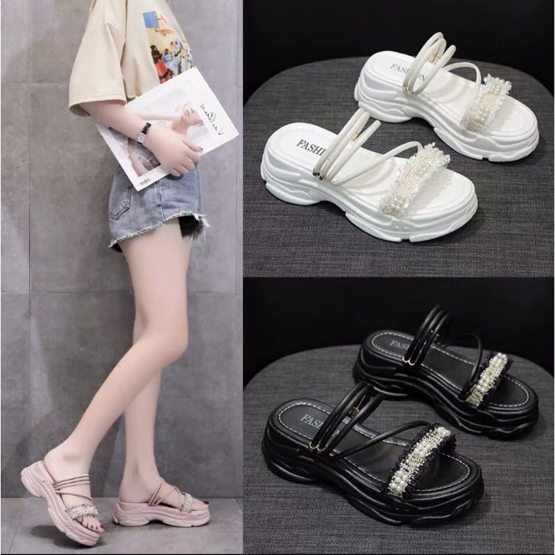 Sandal đế bánh mì, quai đính ngọc