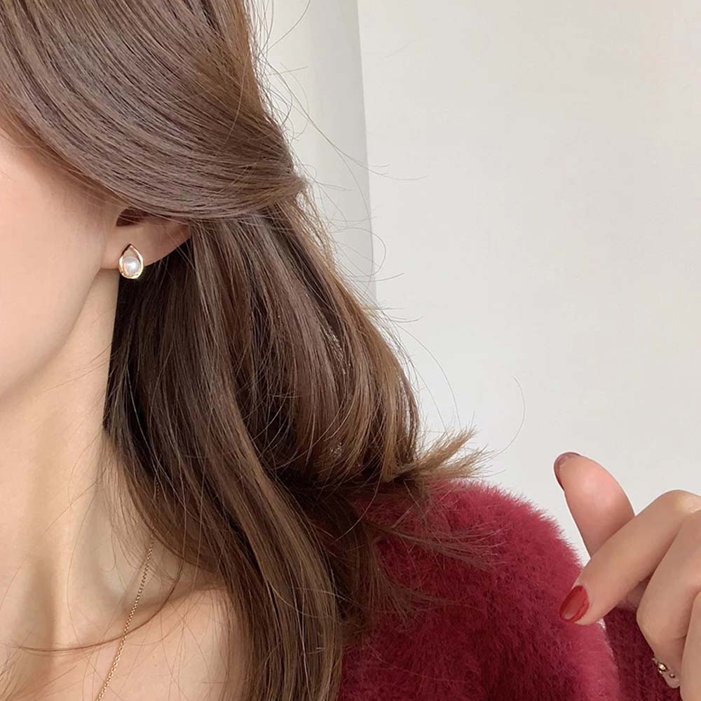 Khuyên tai thời trang dáng dài tạo hình độc đáo cho nữ