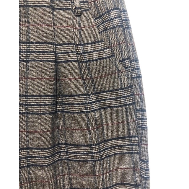 Quần dạ kẻ tông nâu form baggy