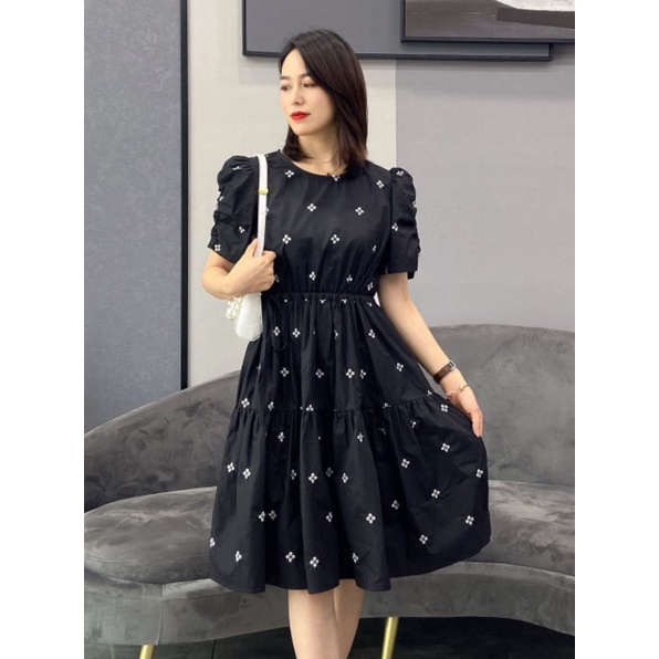 Đầm tiểu thư dáng basic hoa in