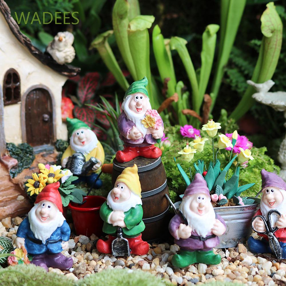 WADEES Creative Miniature Figurine Handmade Bonsai Decoration Micro Landscape Cute Pixie Resin Miniature Mini Fairy Dollhouse Fairy Garden Ornament