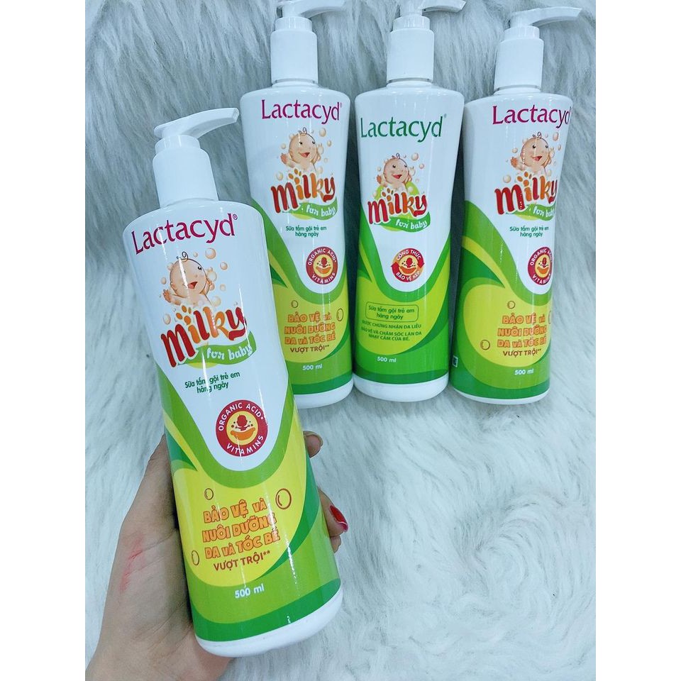 Sữa tắm gội ngừa rôm sảy cho bé Lactacyd milky 500ml