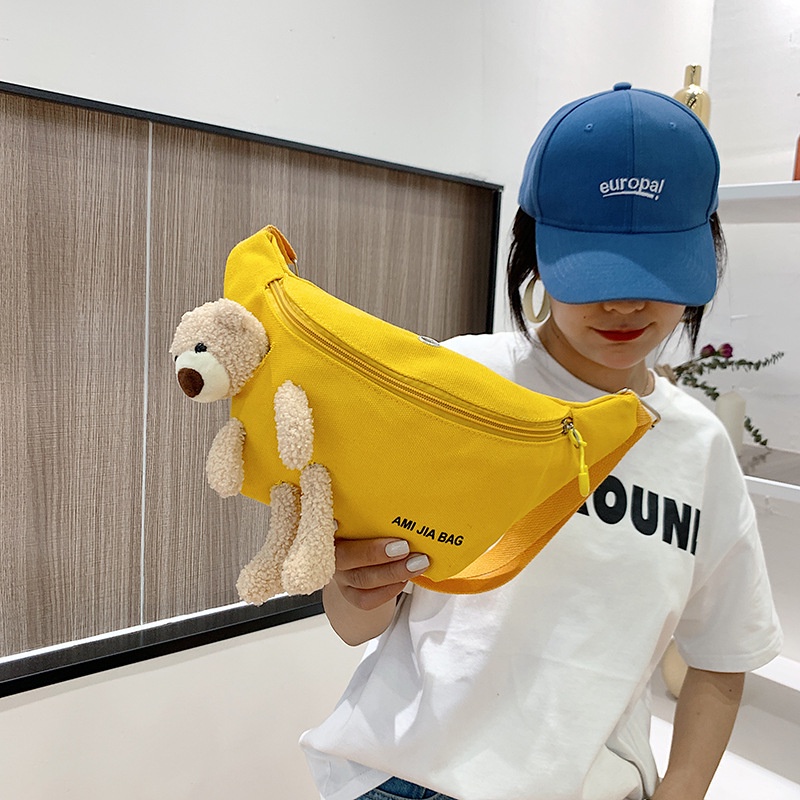 Túi đeo chéo hình gấu dễ thương cho nữ