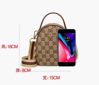 Túi xách hoạ tiết
