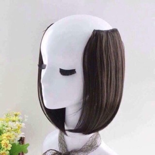 Tóc kẹp phím phồng 2 bên sẵn ạ 