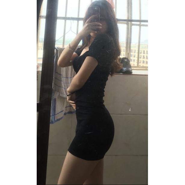 [Sẵn] Váy đen, váy body Quảng Châu, váy cổ vuông