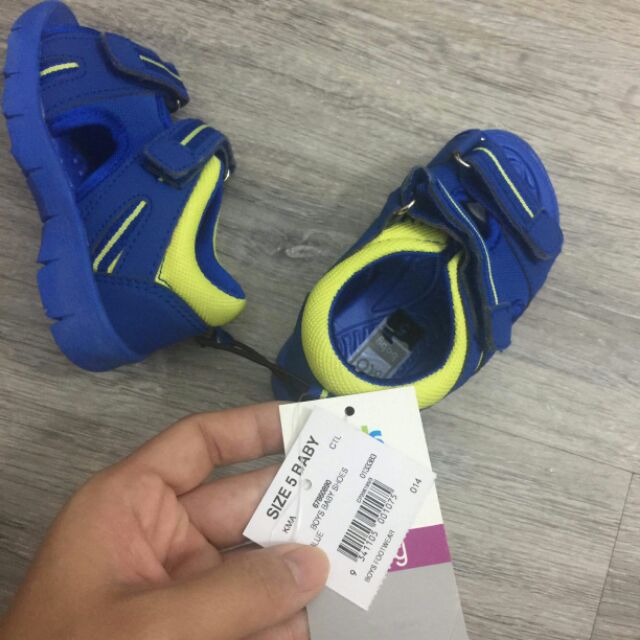 Sandal bé trai xách tay