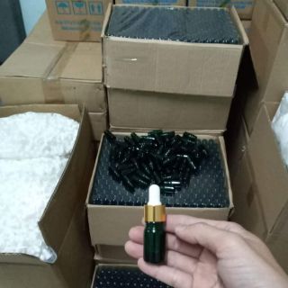 Combo 50 chai thủy tinh 5ml, màu xanh rêu đậm như hình, đầu bóp trắng, khoen vàng, giá 200.000đ, dùng để chiết mỹ phẩm.