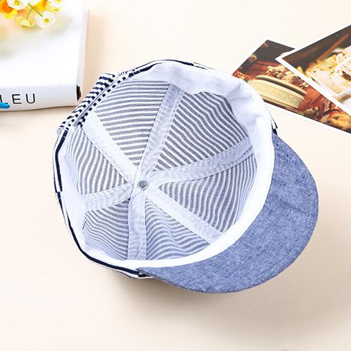 Mũ lưỡi trai kẻ sọc thời trang cho bé