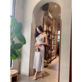Đầm Lụa Cổ Yếm Dáng Dài