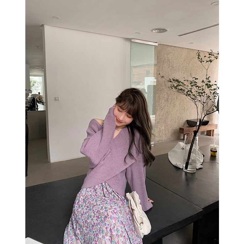 Set đồ áo len và váy hoa nhí vintage